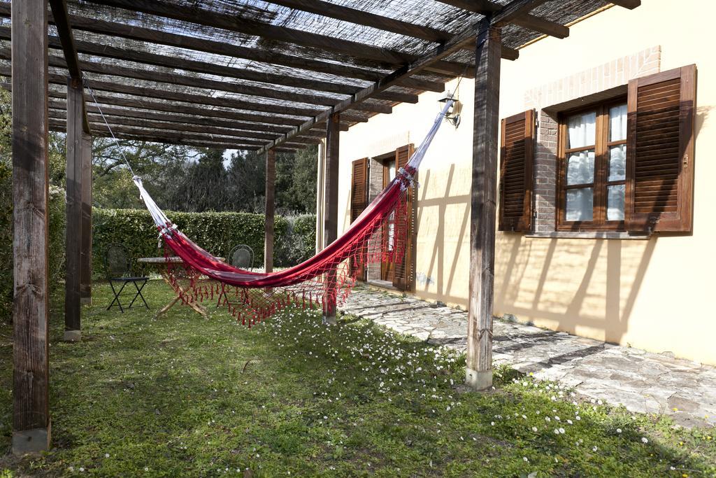 Casale Pundarika Guest House Riparbella Exterior photo